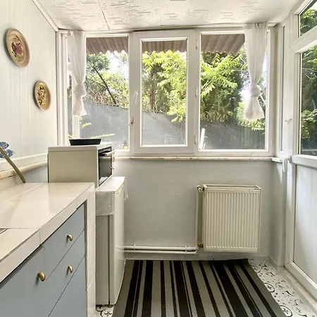 Apartment Mbas Istanbul